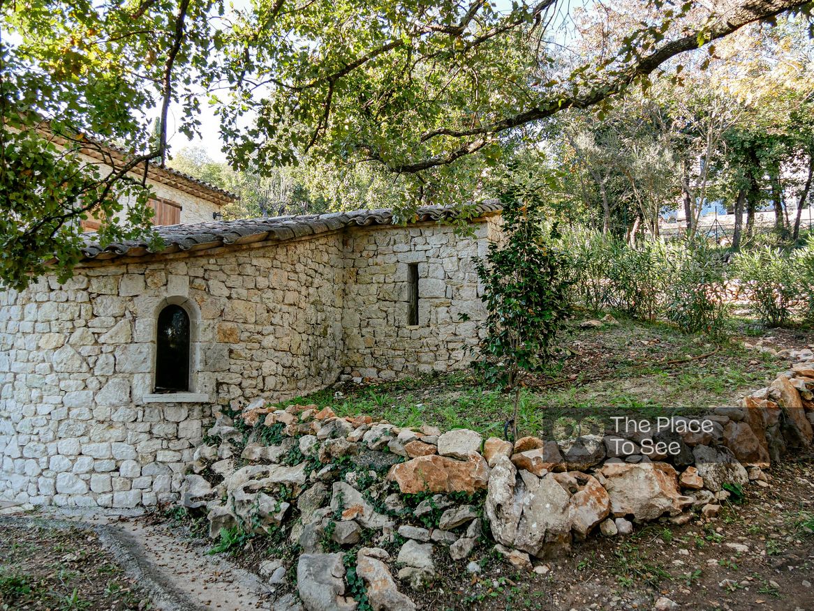 Façade