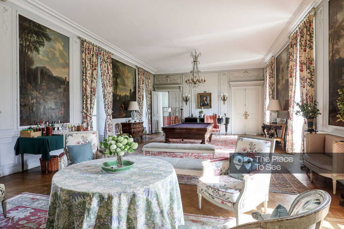 Salon