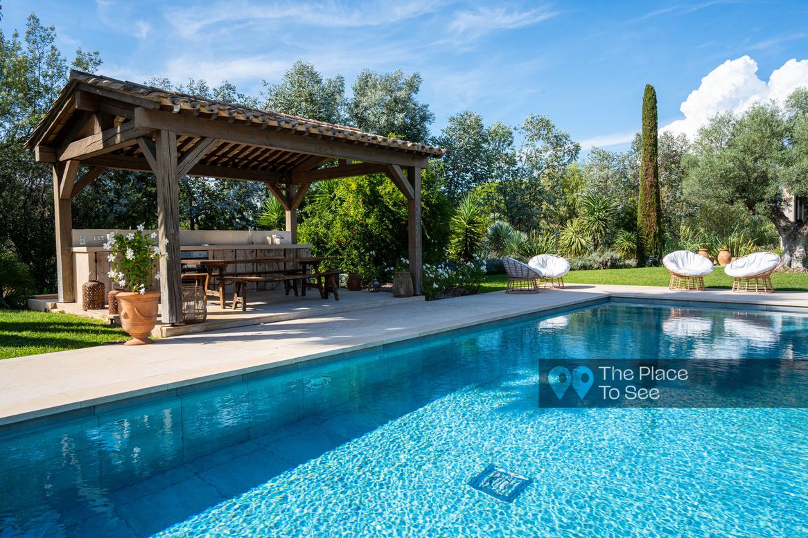 Piscine extérieure