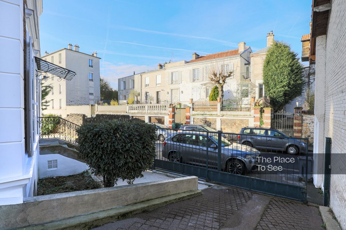 Parking Exterieur