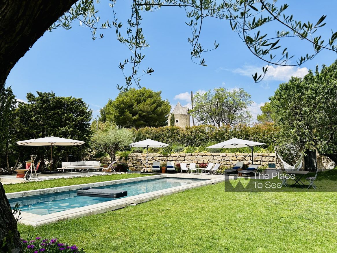Outdoor swimming pool