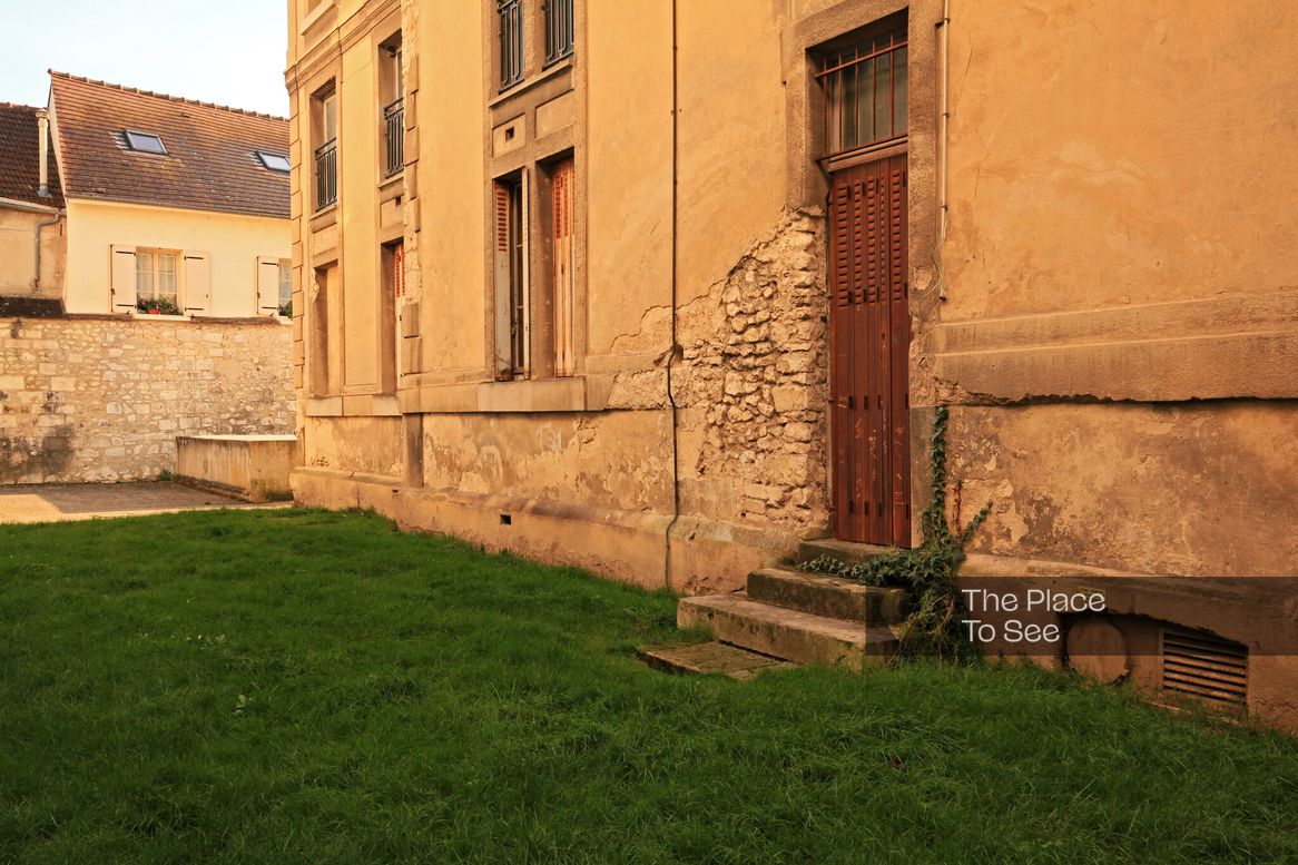 Façade