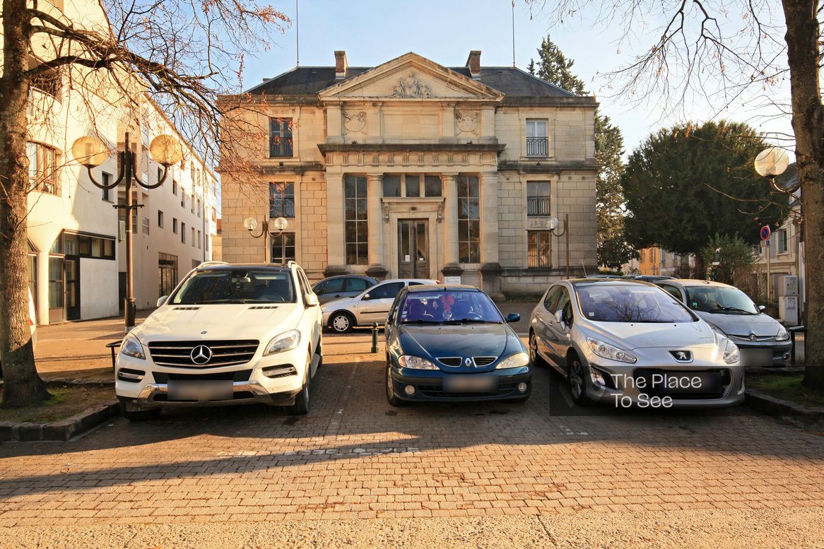 Parking Exterieur