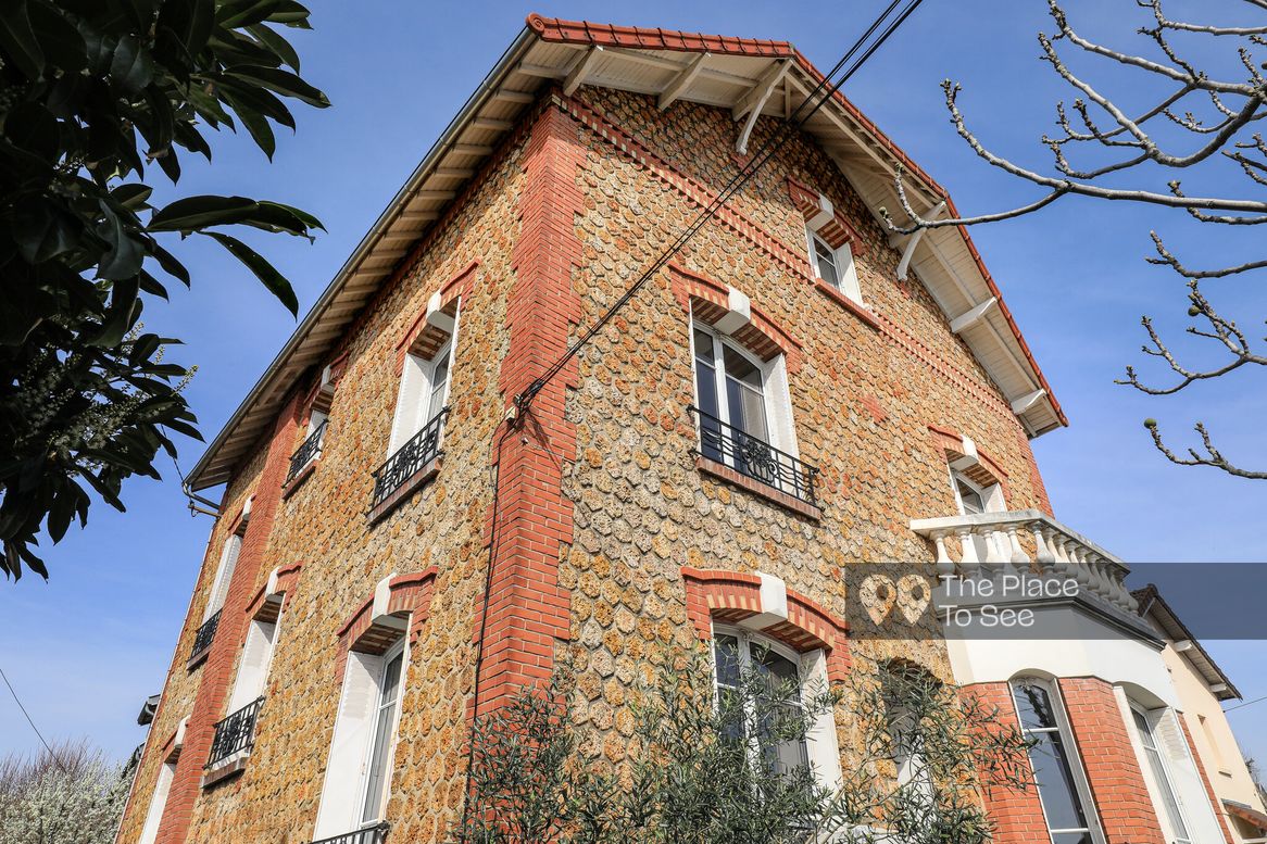 Façade