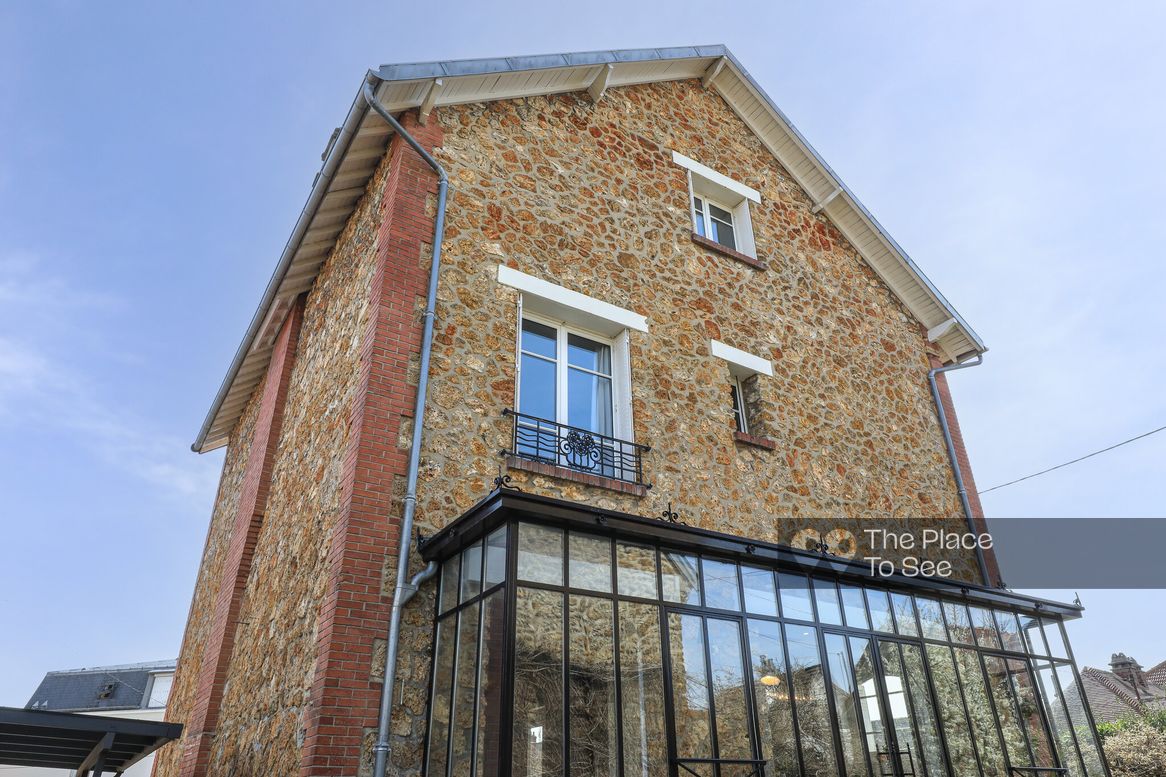 Façade