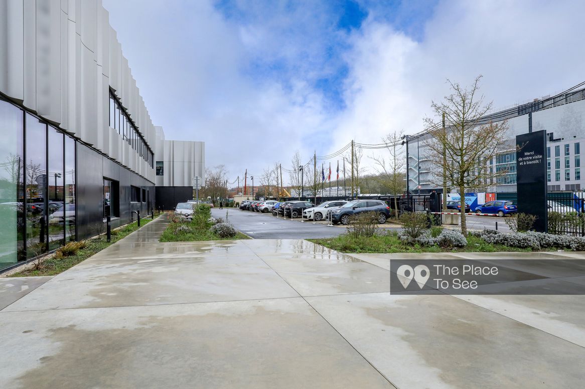 Parking Exterieur