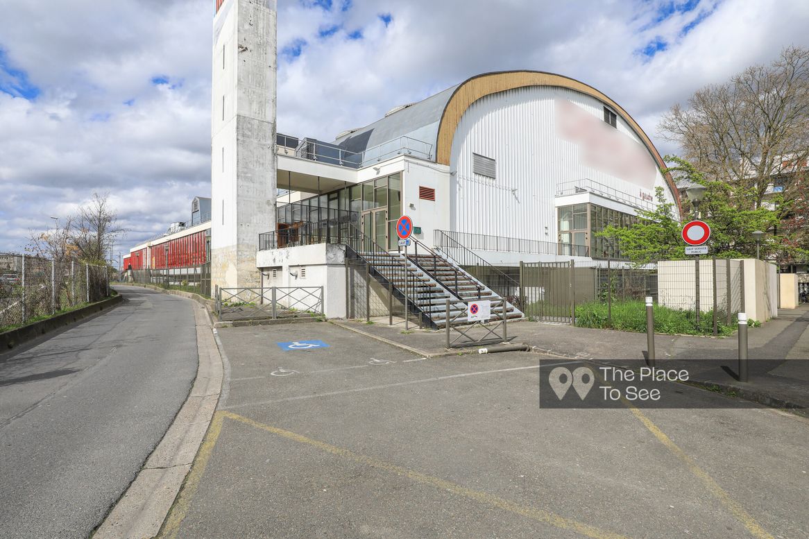 Parking Exterieur
