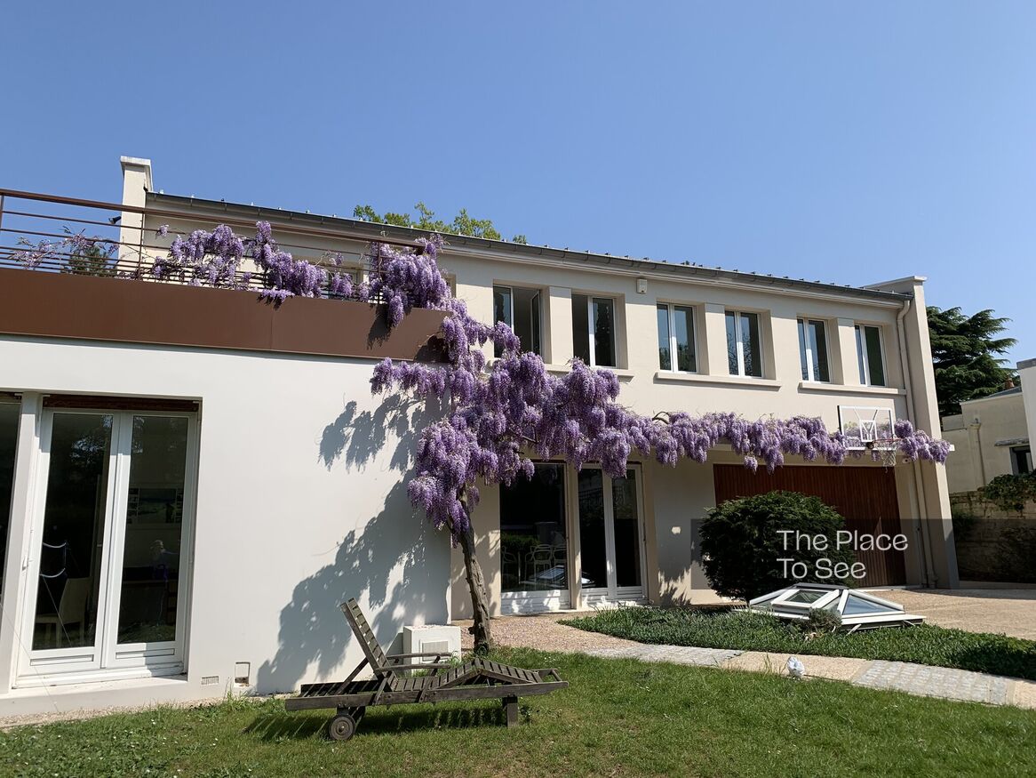Façade
