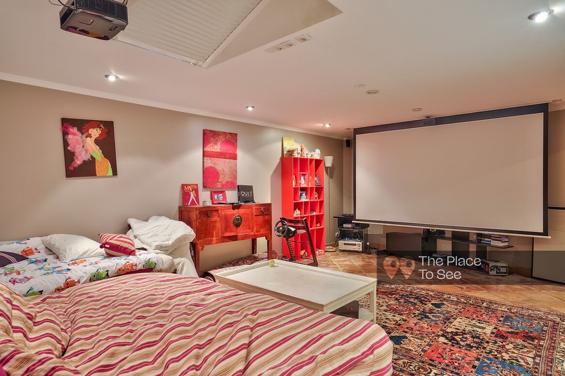 Home Cinema