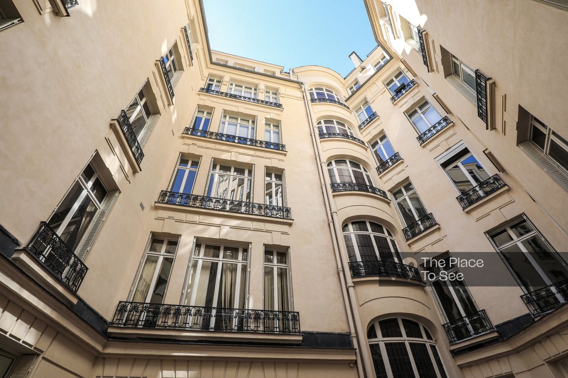 Façade