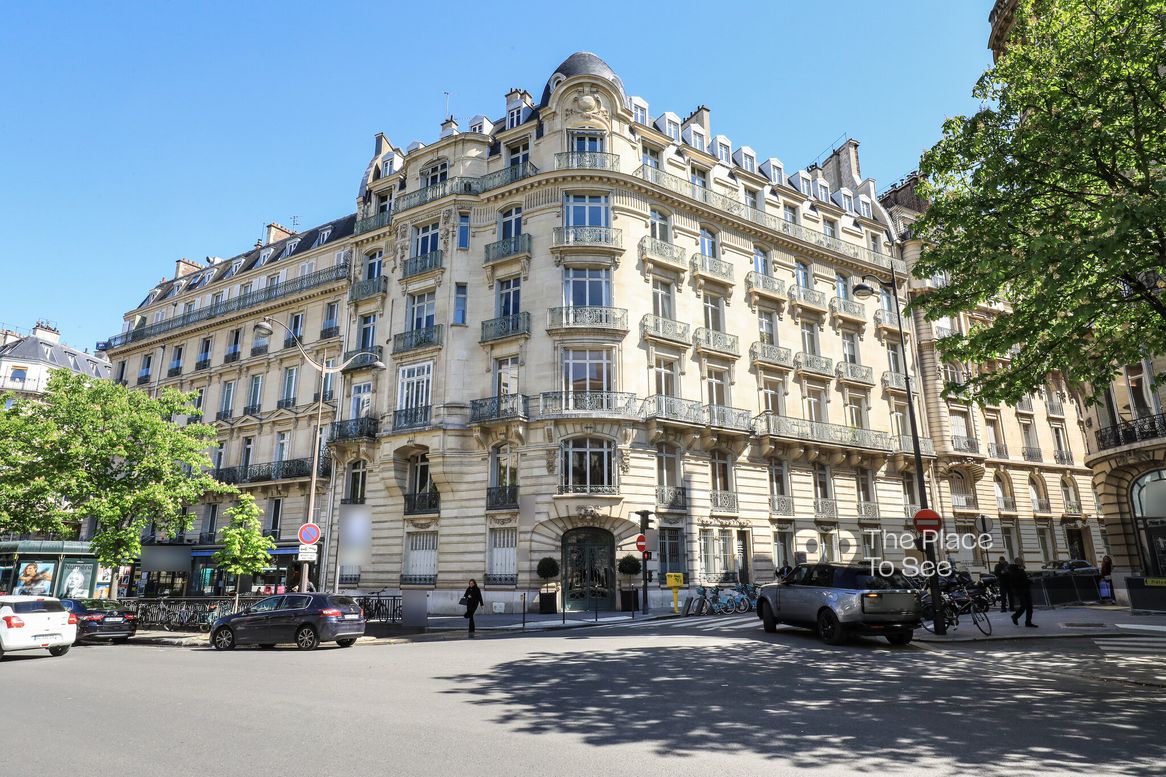 Façade