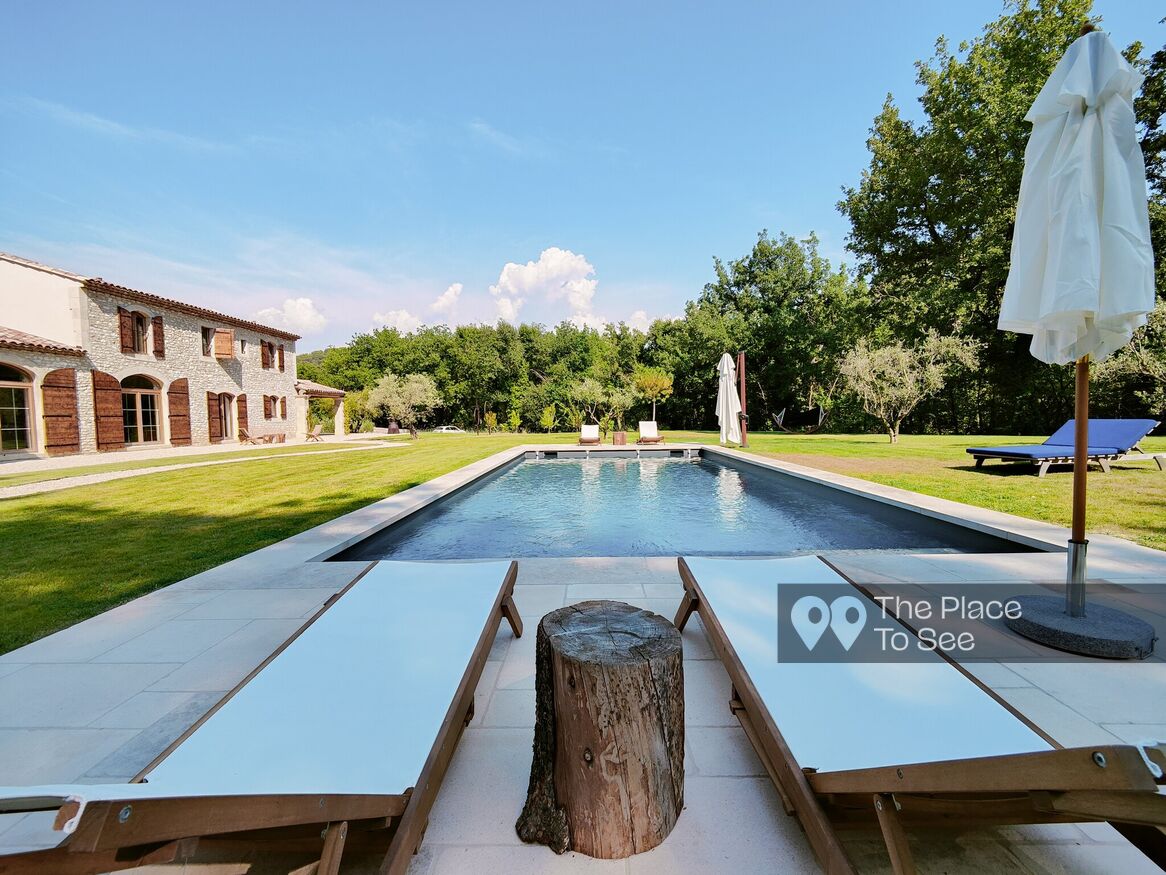 Piscine extérieure