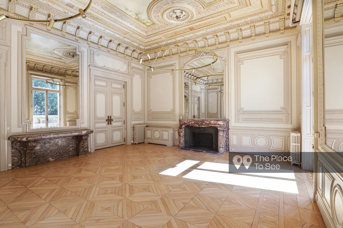 Salon