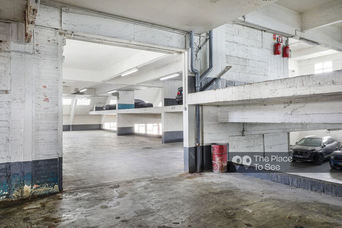 Parking Exterieur