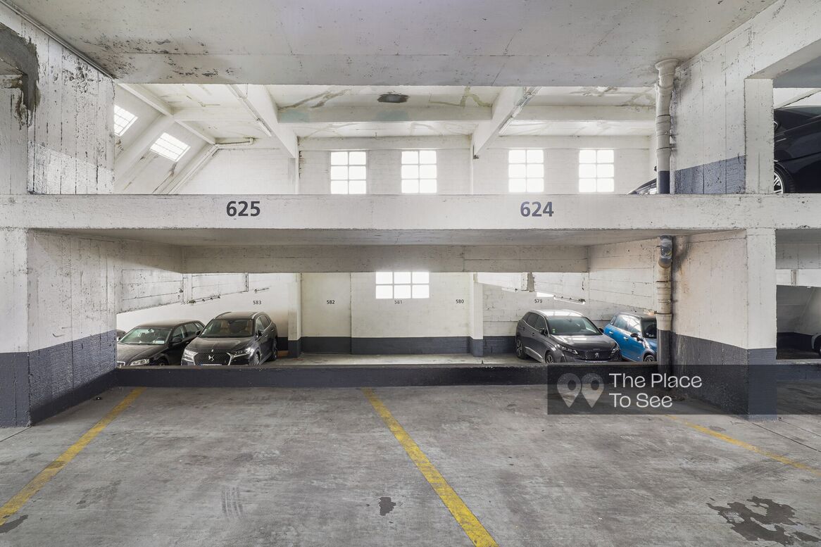 Parking Exterieur