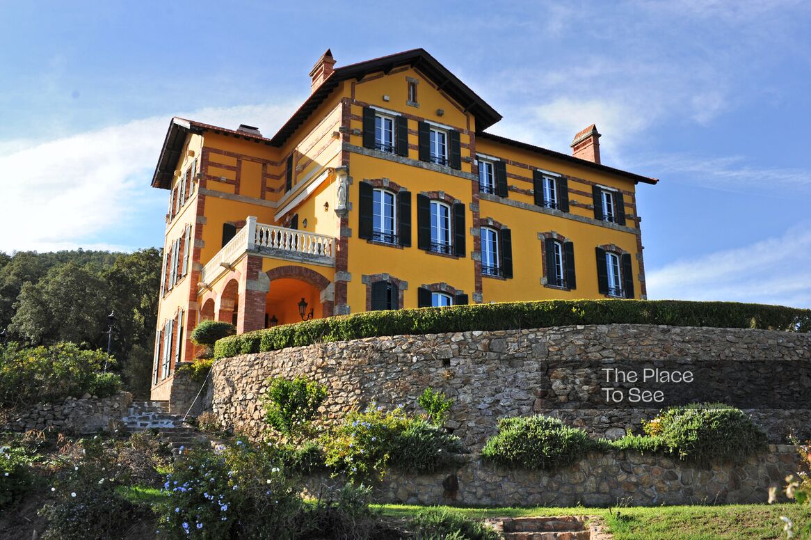 Façade