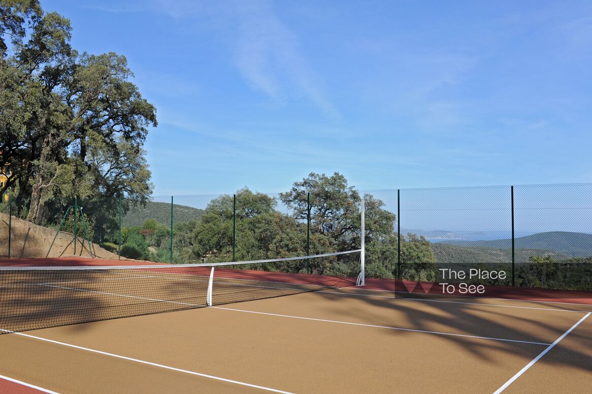 Tennis extérieur