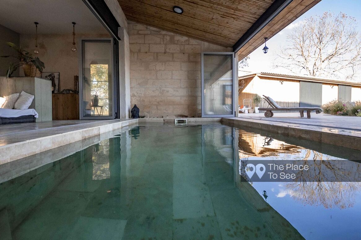 Piscine intérieure