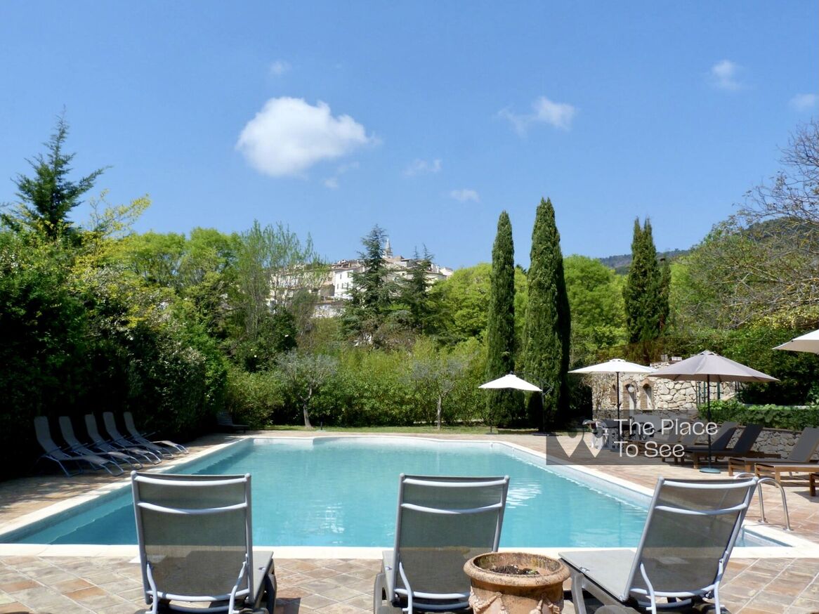 Piscine extérieure