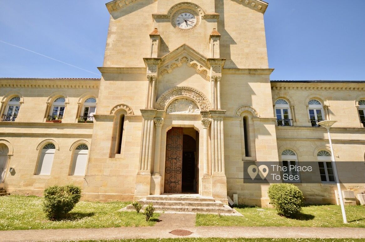 Façade