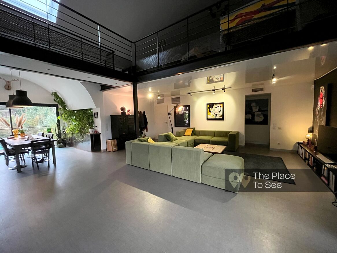 Salon