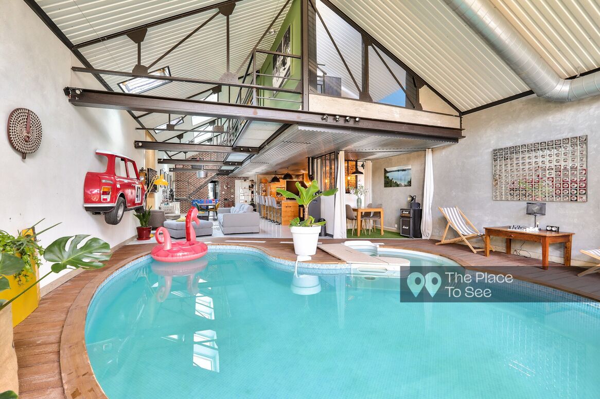 Piscine intérieure