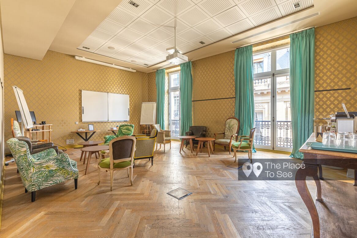 Salon