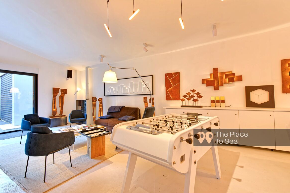 Salon
