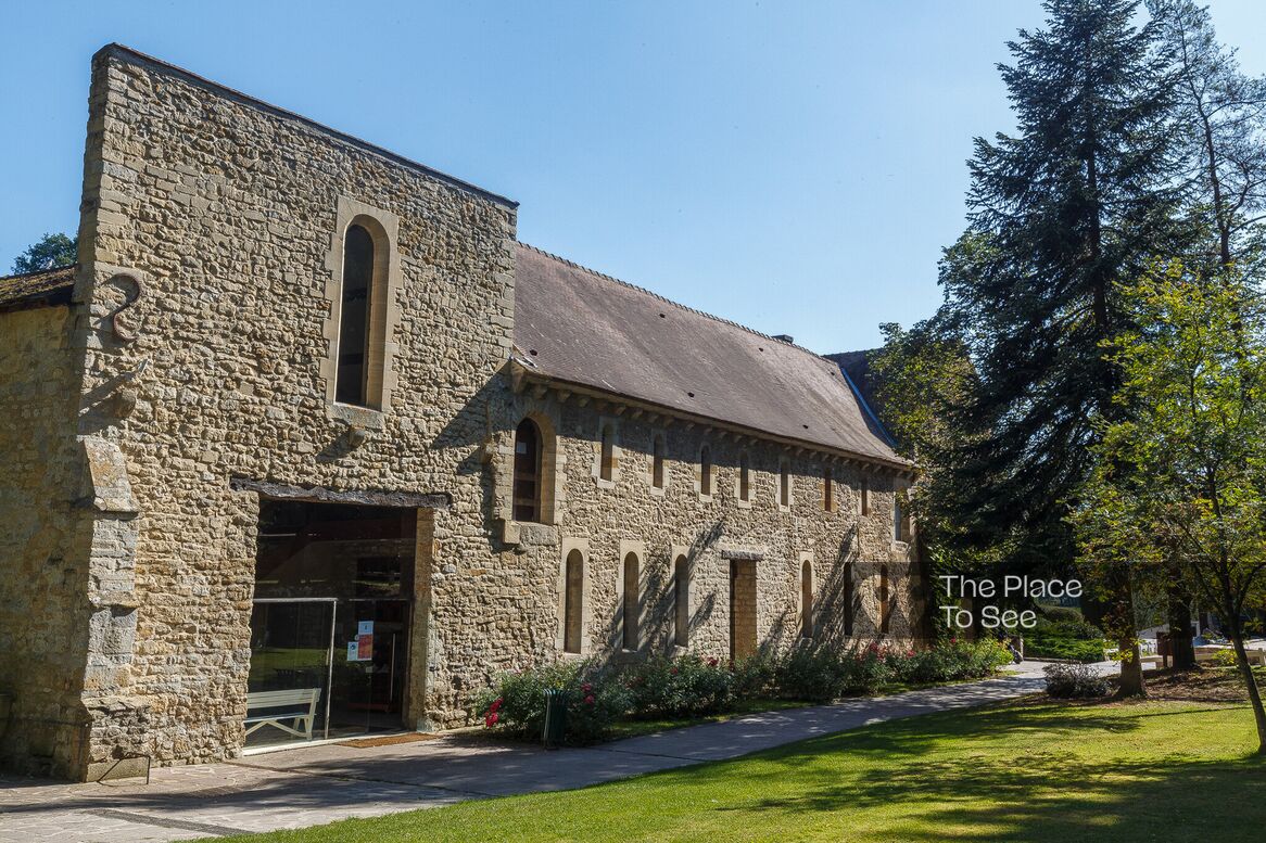 Façade