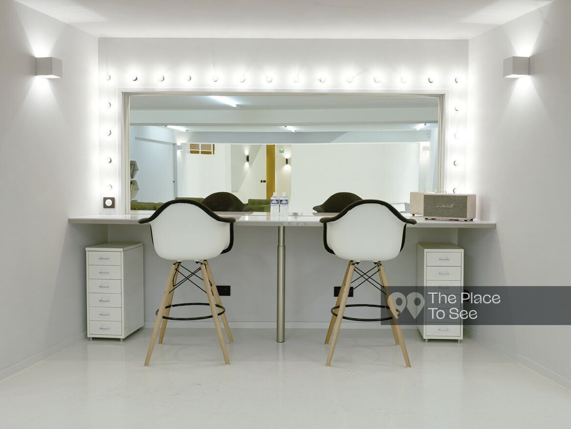 Loge