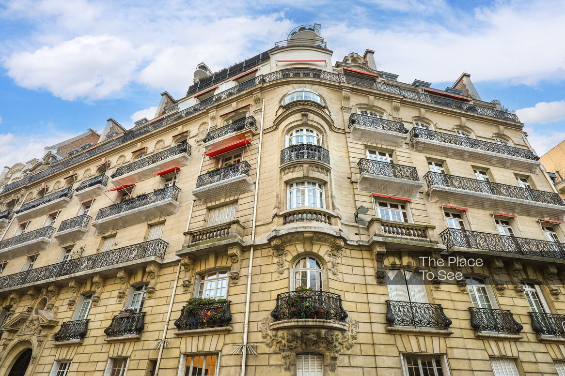 Façade
