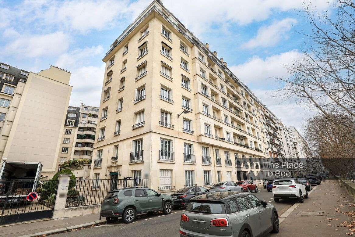Façade