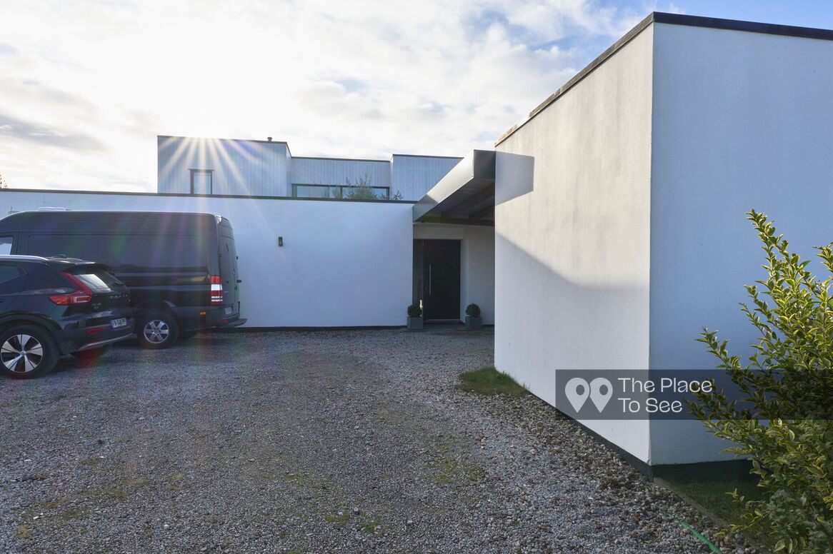 Parking Exterieur