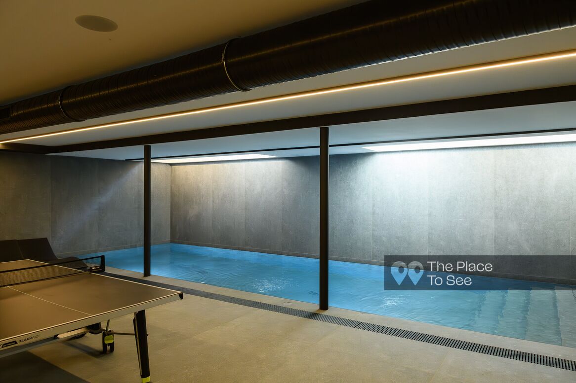 Piscine intérieure