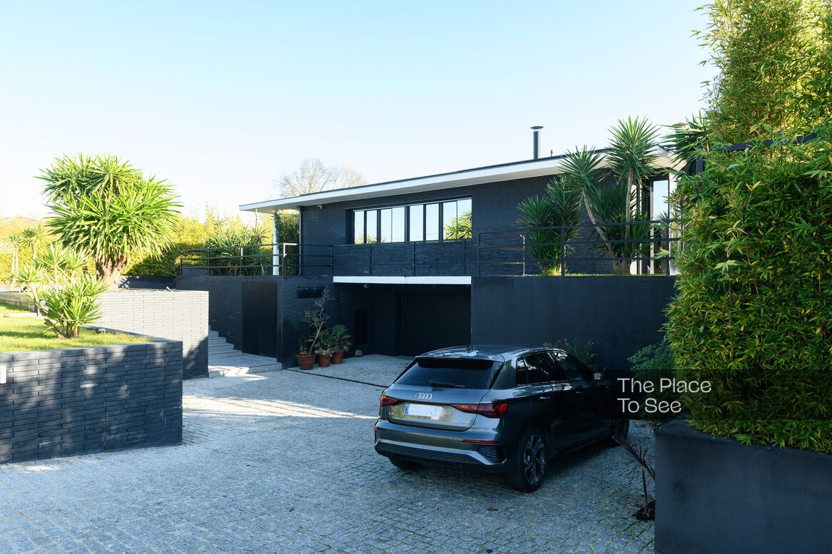 Parking Exterieur