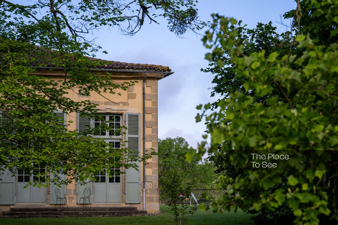 Façade