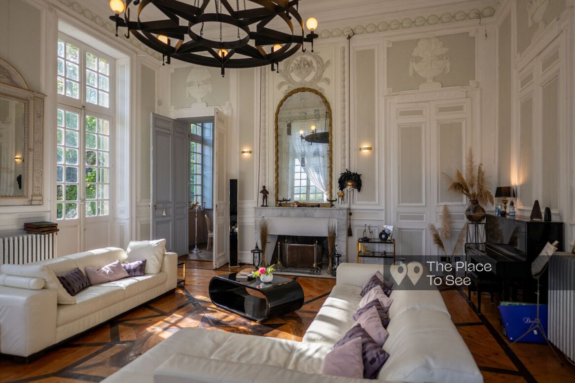 Salon