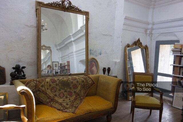 Salon