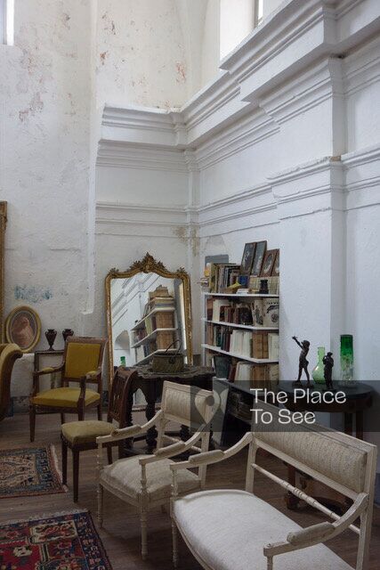 Salon