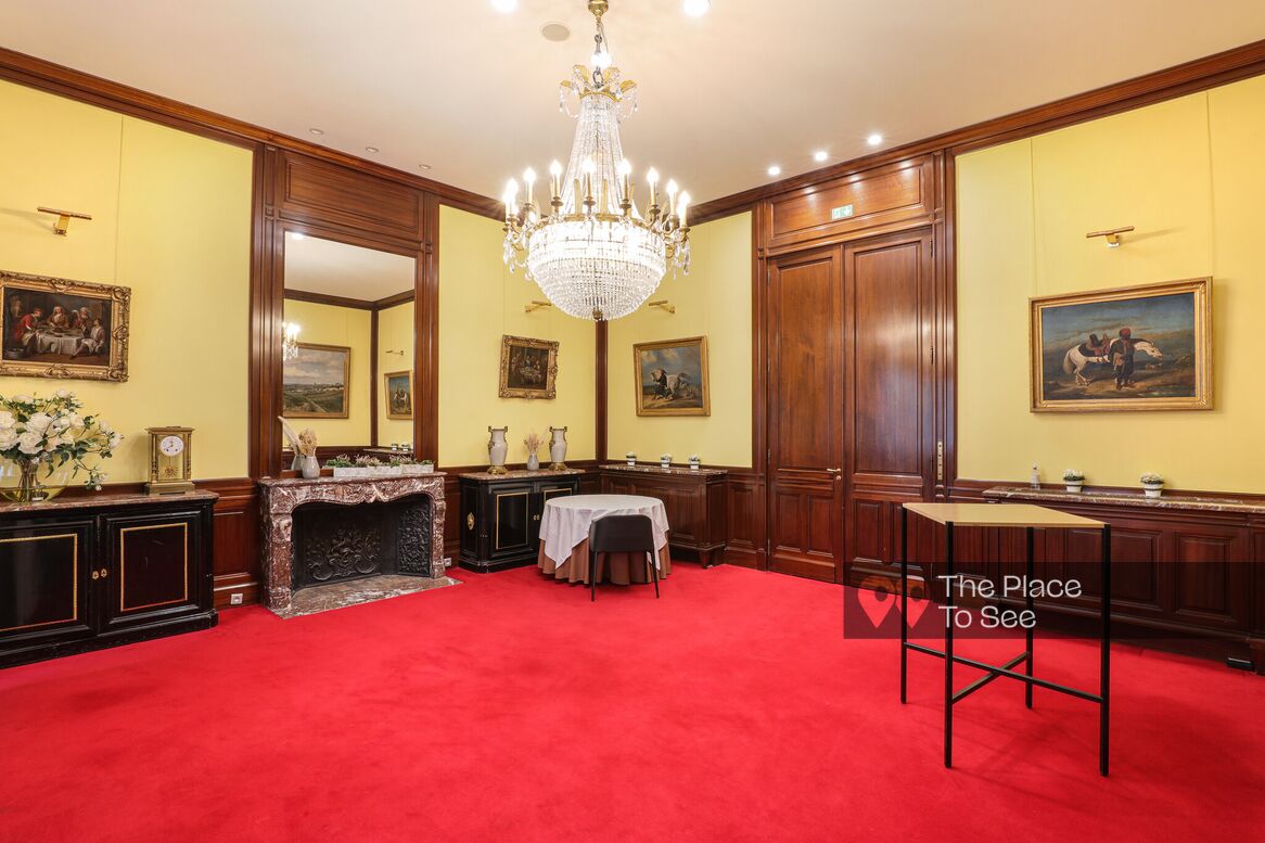 Salon