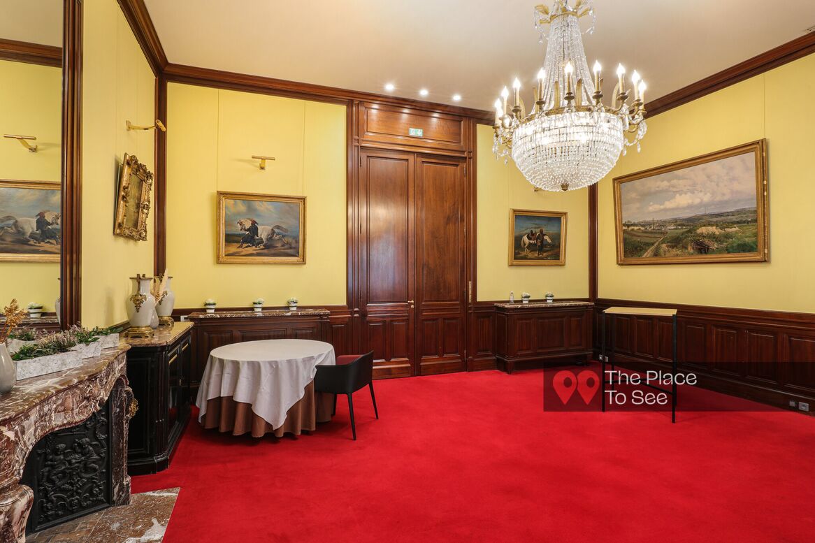 Salon