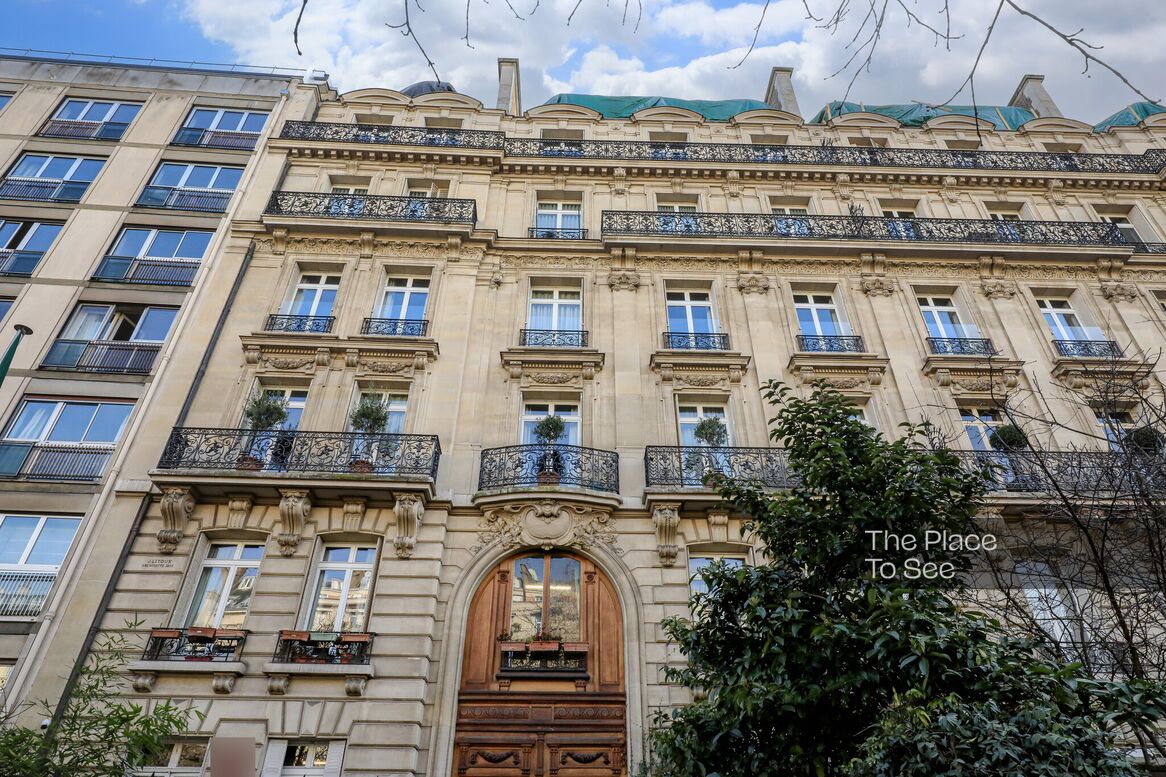 Façade
