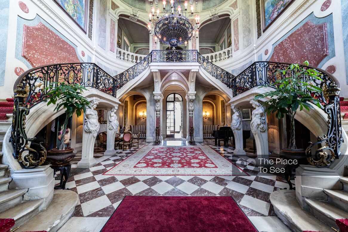 Hall
