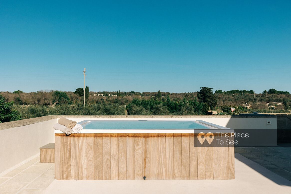 Jacuzzi