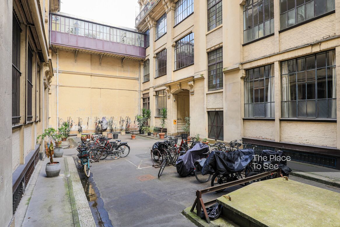 Cour