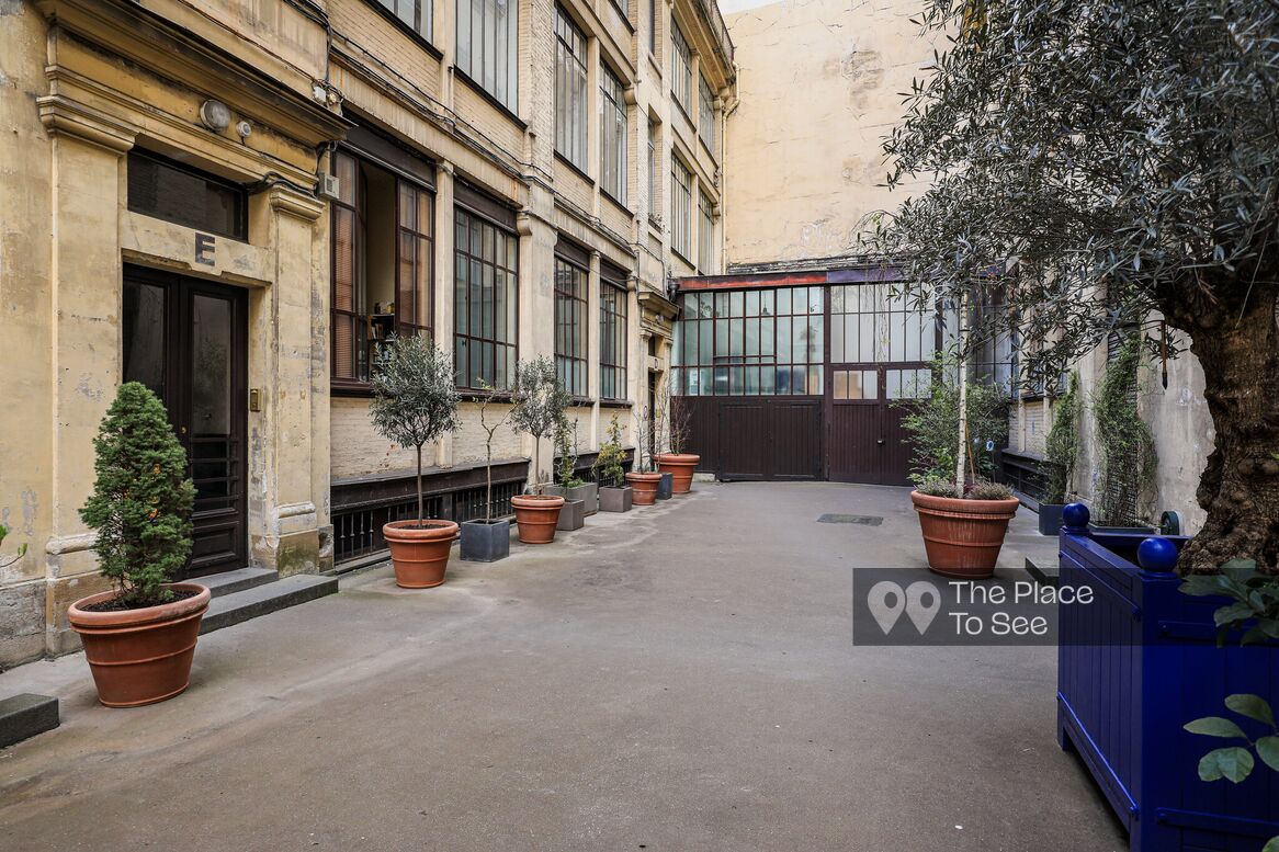 Cour