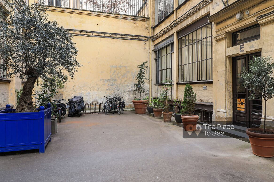 Cour