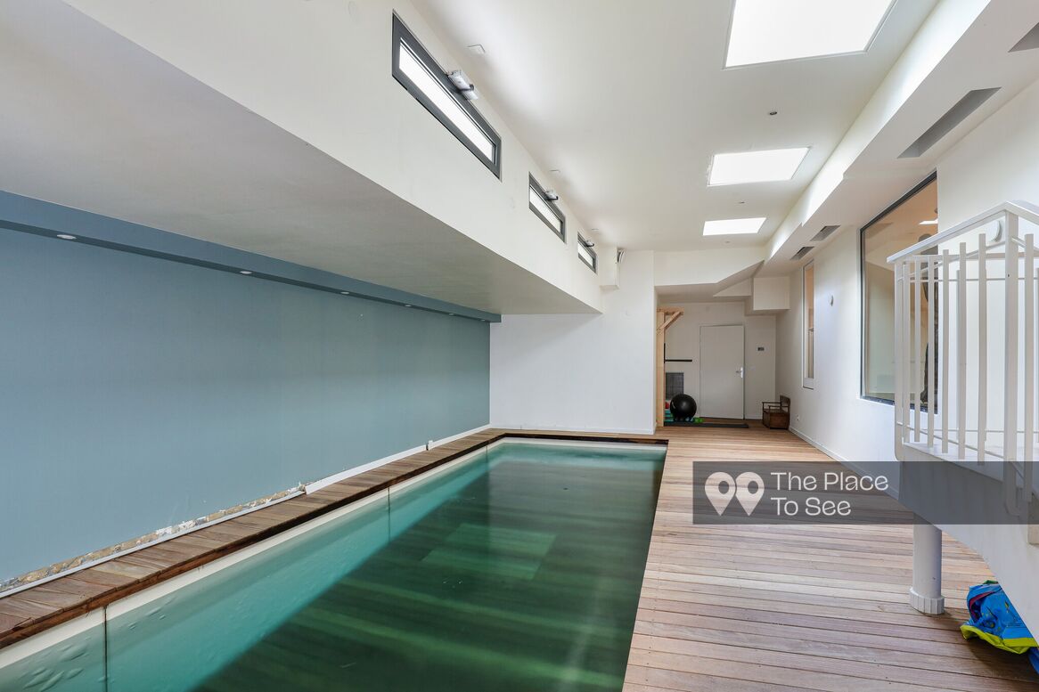 Piscine intérieure