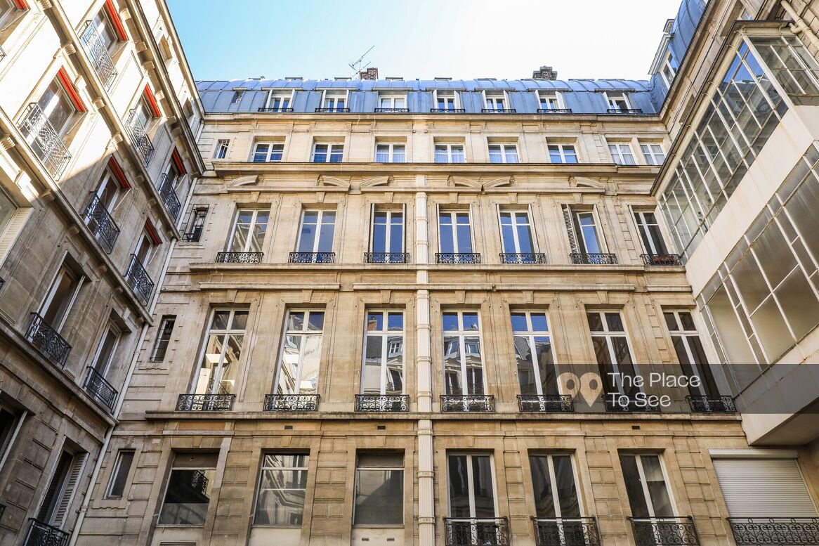 Façade
