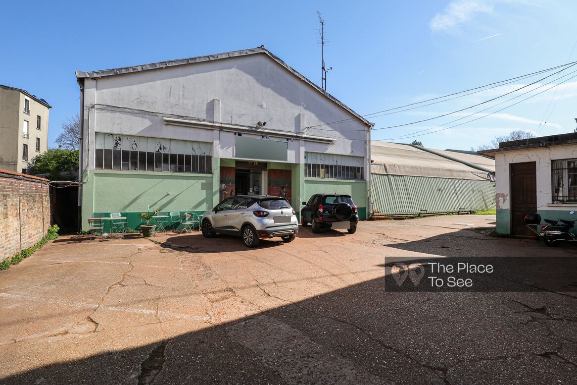Parking Exterieur